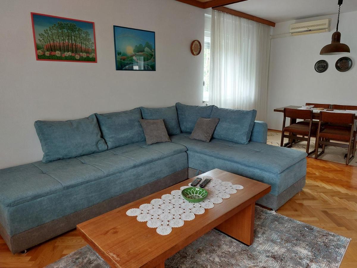 Apartment Central Knin Exteriör bild