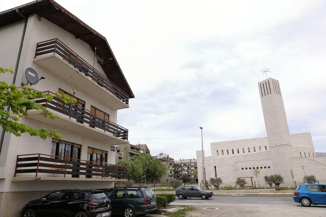 Apartment Central Knin Exteriör bild