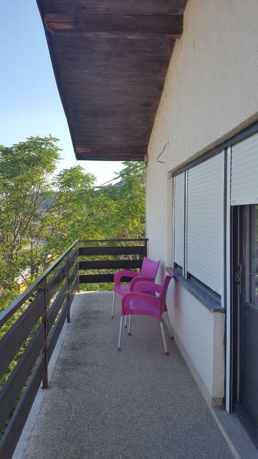Apartment Central Knin Exteriör bild