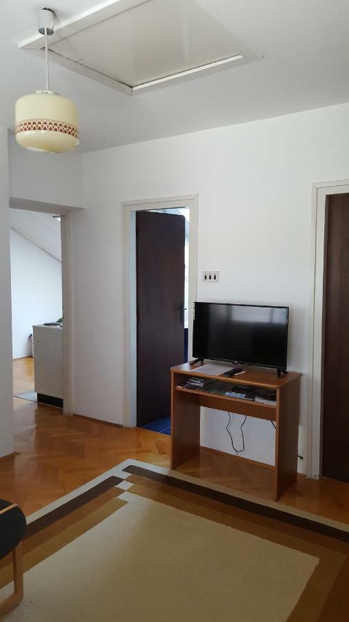 Apartment Central Knin Exteriör bild